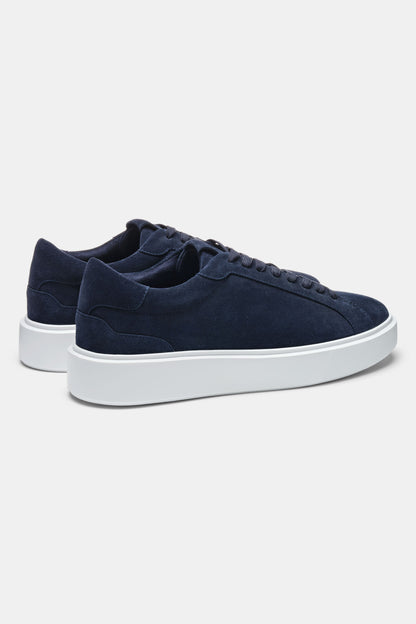 THE CLASSIC SUEDE TRAINER