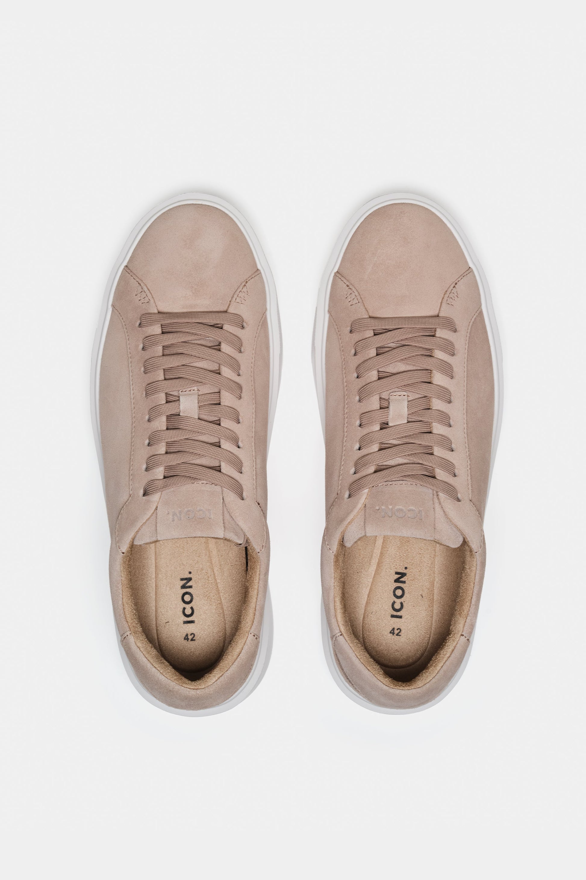 THE CLASSIC SUEDE TRAINER